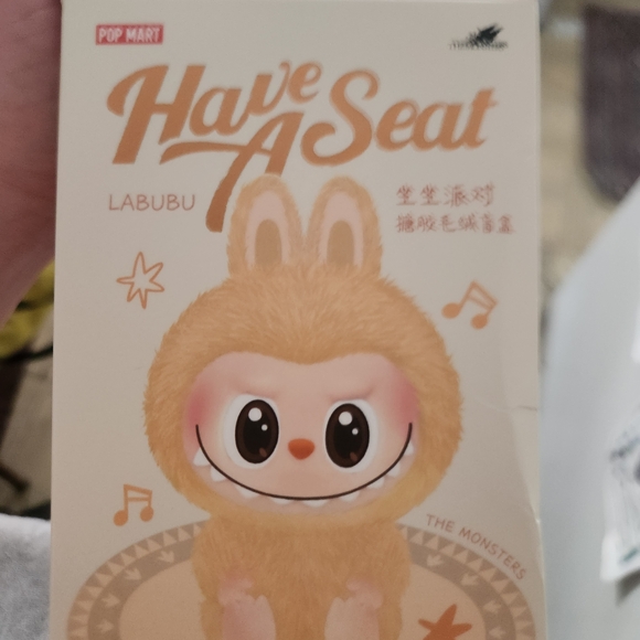 Dada Labubu with Camera Accessory - Picture 16 of 16